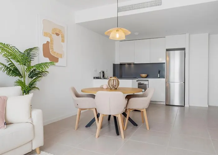 Appartement Luxury 2br - 400m To - Pool & Views - Casa Amigos Estepona